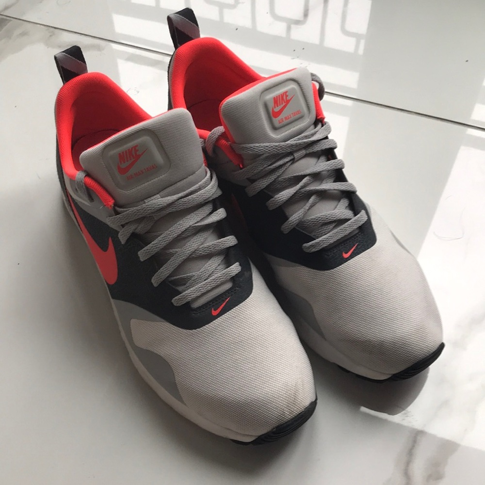 Nike Air Max Tavas (US 10)